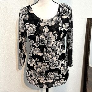 Alfani Floral Top 3/4 Sleeve Size Large Scalloped Trim on Front Black & Cream